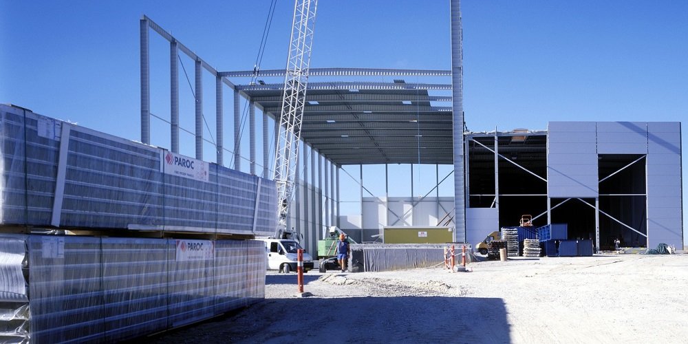 How to Install Sandwich Wall Panels Like a Pro?